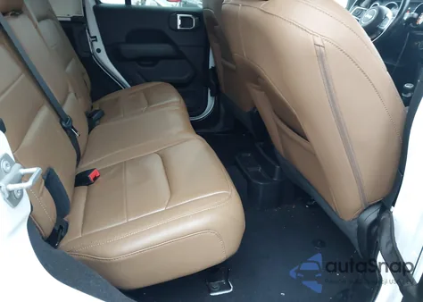 2020 Jeep Wrangler Unlimited Sahara 4X4 z USA, uszkodzony, nr VIN 1C4HJXEG1LW243381